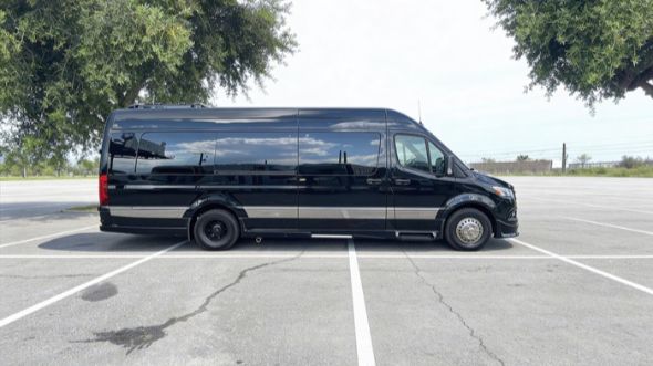 sprinter limousine temecula